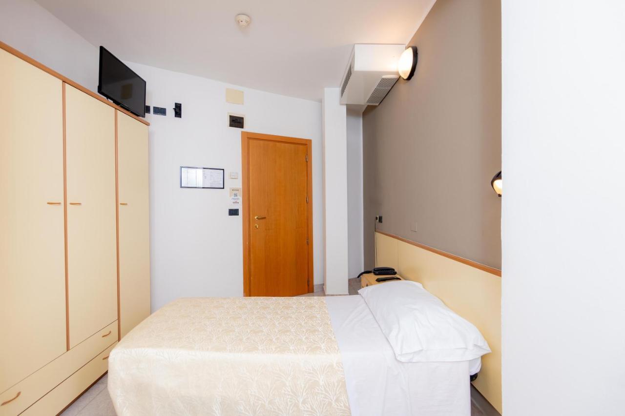 Hotel Galileo Rimini Dış mekan fotoğraf